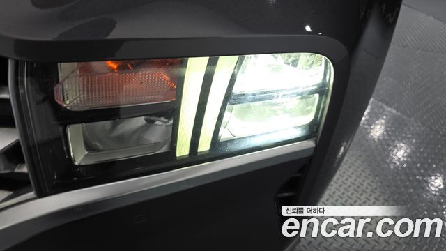 Hyundai Santafe 2021 — photo 8