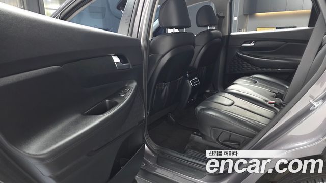 Hyundai Santafe 2021 — photo 16