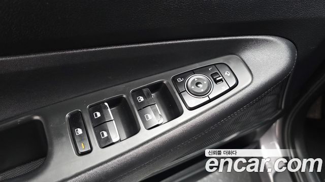 Hyundai Santafe 2021 — photo 29