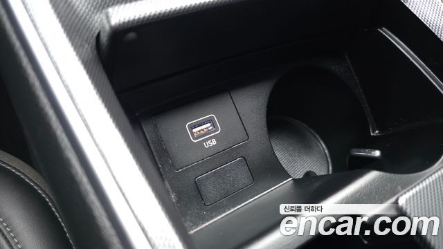 Hyundai Santafe 2021 — photo 31