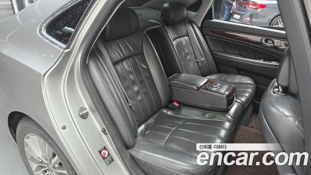 Hyundai Equus 2011 — photo 12