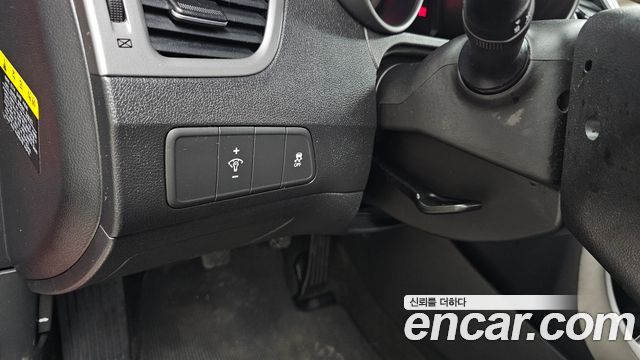 Hyundai AVANTE 2014 — photo 15