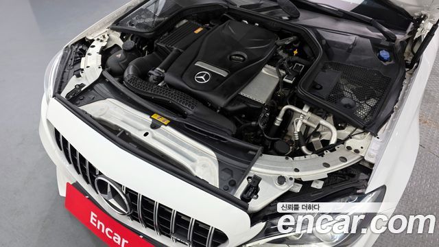 Mercedes-Benz C-Class 2017 — photo 6