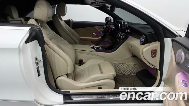 Mercedes-Benz C-Class 2017 — photo 18
