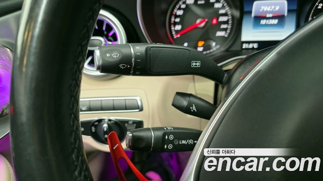Mercedes-Benz C-Class 2017 — photo 25