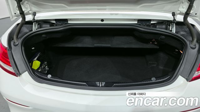 Mercedes-Benz C-Class 2017 — photo 26