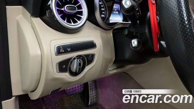 Mercedes-Benz C-Class 2017 — photo 28