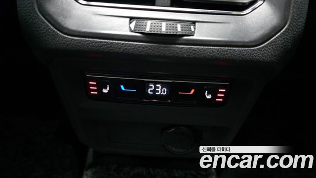 Volkswagen Tiguan 2024 — photo 25