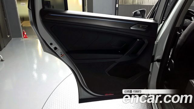 Volkswagen Tiguan 2024 — photo 15