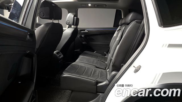 Volkswagen Tiguan 2024 — photo 16