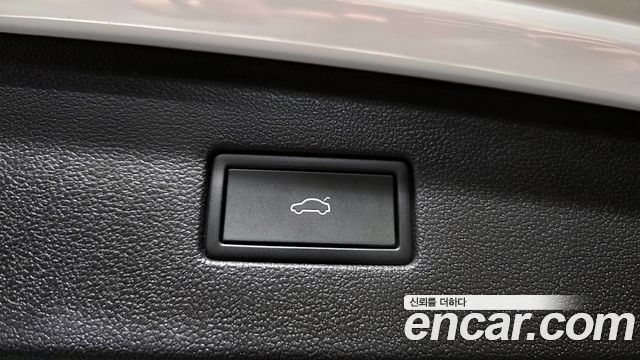 Volkswagen Tiguan 2024 — photo 35