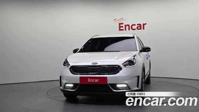 Kia Niro 2017 — photo 3