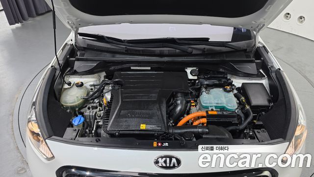 Kia Niro 2017 — photo 6