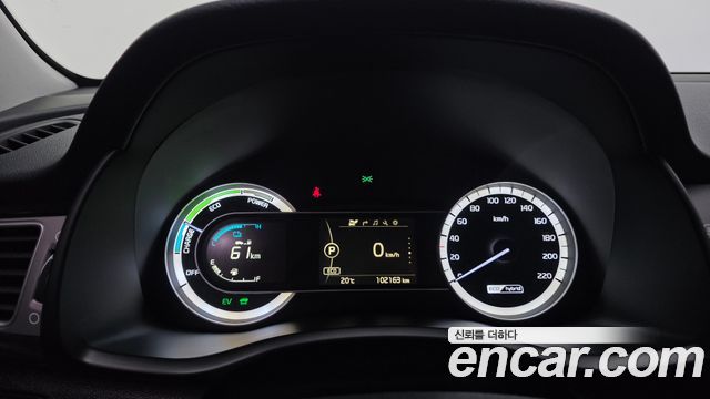 Kia Niro 2017 — photo 8