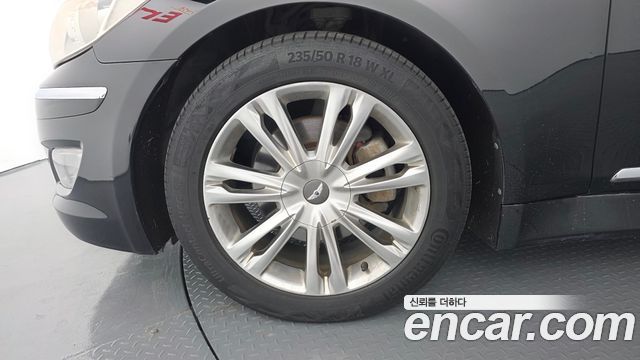 Hyundai Genesis 2012 — photo 5