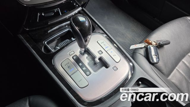 Hyundai Genesis 2012 — photo 9