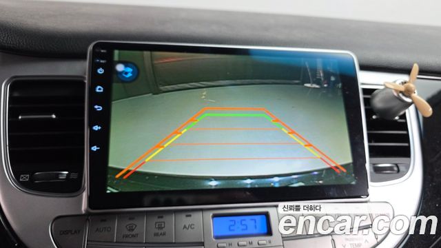 Hyundai Genesis 2012 — photo 16