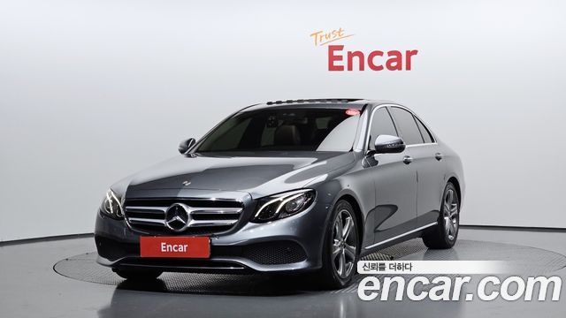 Mercedes-Benz E-Class 2018 — photo 1
