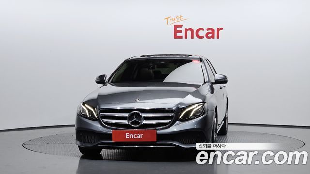 Mercedes-Benz E-Class 2018 — photo 3