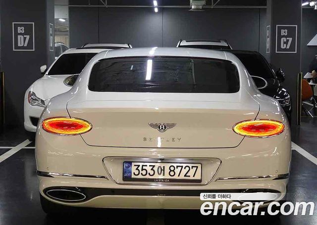 Bentley Continental 2018 — photo 3