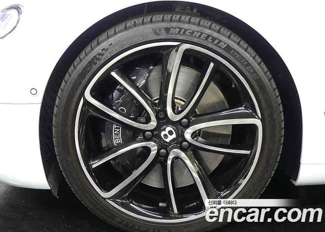 Bentley Continental 2018 — photo 4