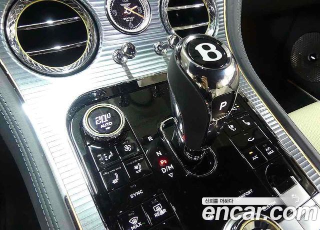 Bentley Continental 2018 — photo 8