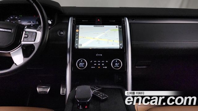 Land Rover Discovery 2023 — photo 20