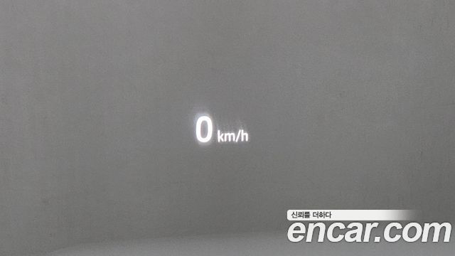 Land Rover Discovery 2023 — photo 23