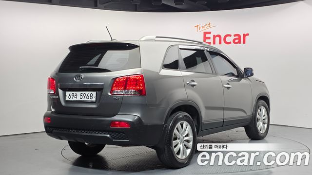 Kia Sorento 2010 — photo 2