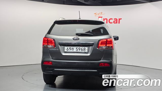 Kia Sorento 2010 — photo 4
