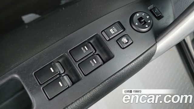 Kia Sorento 2010 — photo 12