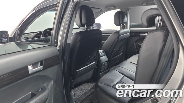 Kia Sorento 2010 — photo 16