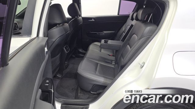 Kia Sportage 2019 — photo 18