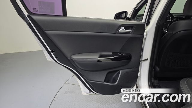 Kia Sportage 2019 — photo 15