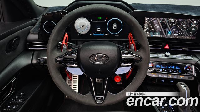 Hyundai AVANTE 2023 — photo 18
