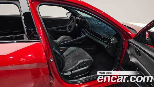 Hyundai AVANTE 2023 — photo 16