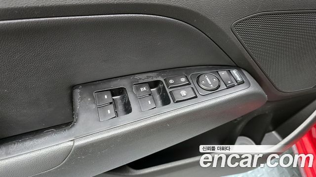 Hyundai AVANTE 2017 — photo 18