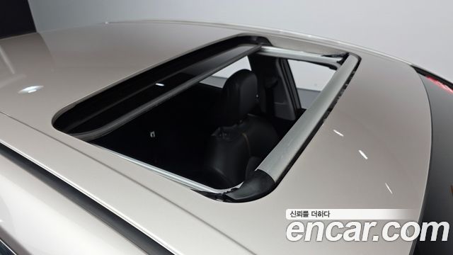 Toyota Camry 2018 — photo 25