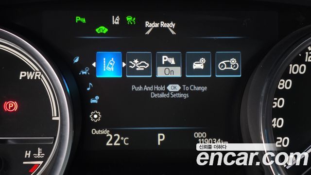 Toyota Camry 2018 — photo 31