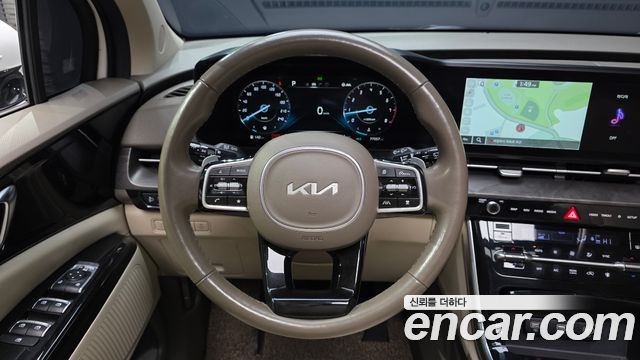 Kia Canival 2023 — photo 19