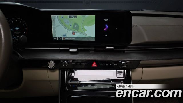 Kia Canival 2023 — photo 20