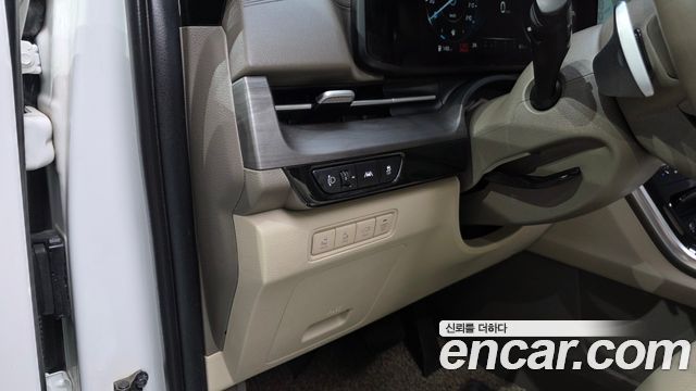 Kia Canival 2023 — photo 27