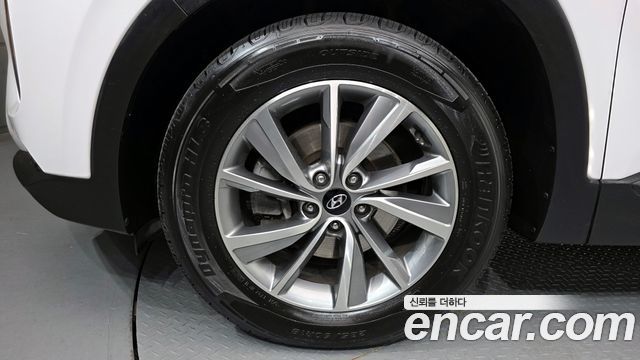 Hyundai Santafe 2019 — photo 5