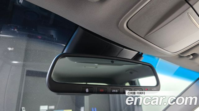 Hyundai Santafe 2019 — photo 16