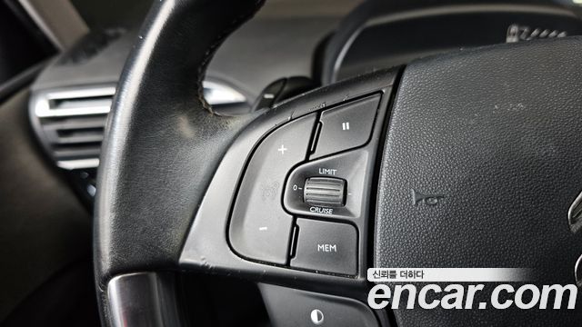 Citroën / DS C4 Picasso 2017 — photo 15