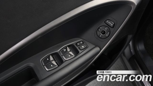 Hyundai Santafe 2015 — photo 28