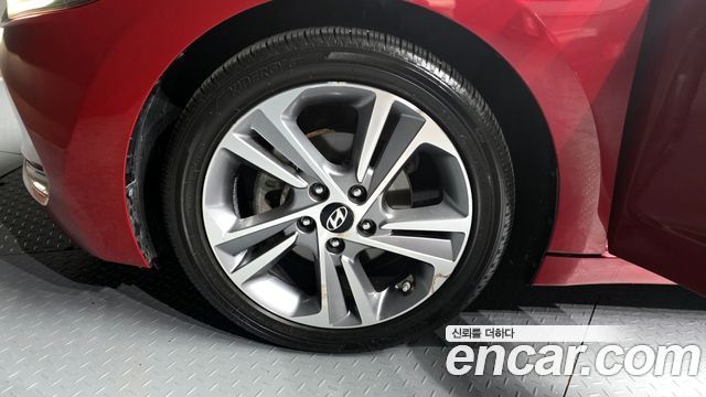 Hyundai AVANTE 2016 — photo 5