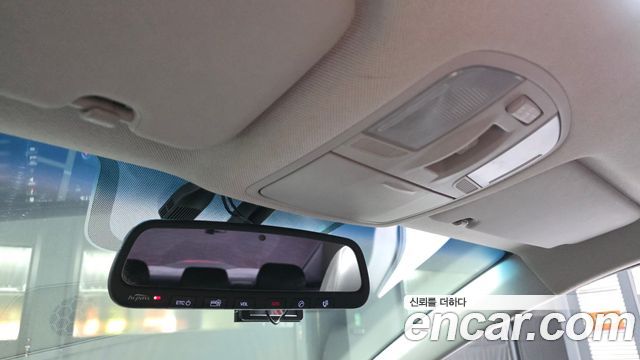 Hyundai AVANTE 2016 — photo 17
