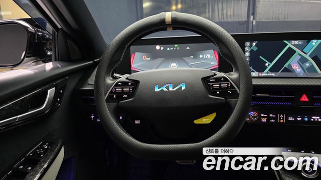 Kia EV6 2022 — photo 19
