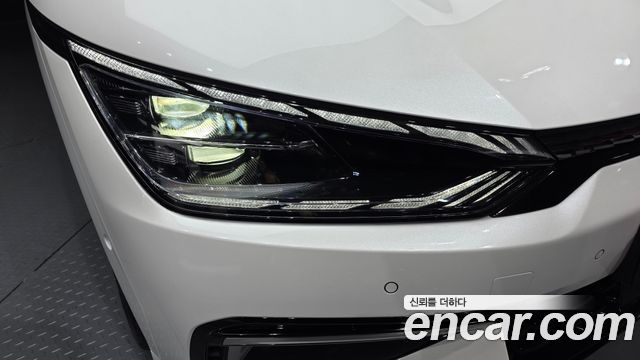 Kia EV6 2022 — photo 8